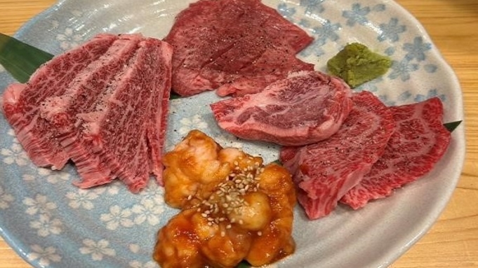 《十分すぎるボリューム！焼肉お一人様コース》と 朝食付プラン【1泊2食付】